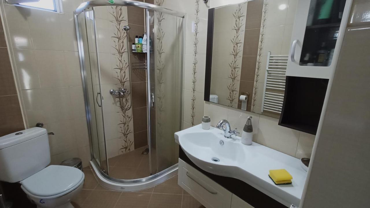 Nikolovi Home Apartments Pomorie Luaran gambar
