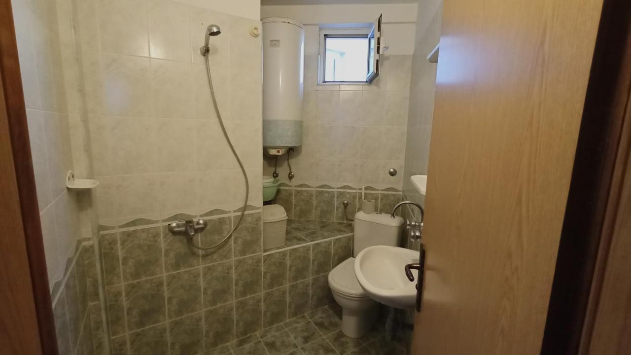 Nikolovi Home Apartments Pomorie Luaran gambar